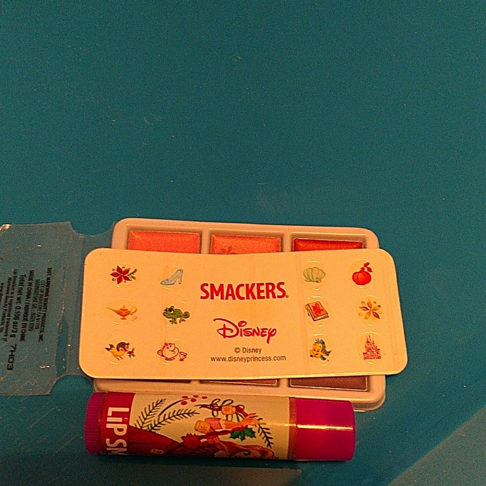 Variety Disney kids items - Picture 4 of 4